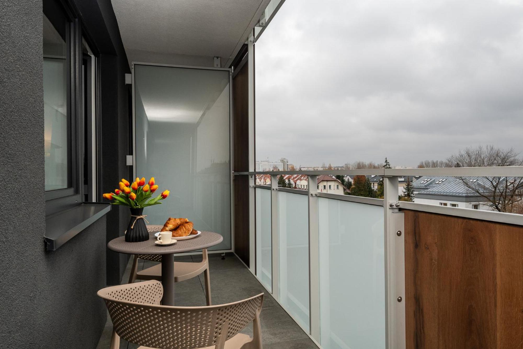 Pileckiego Residence Warschau Exterior foto